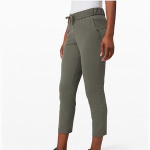 Lululemon On The Fly 7/8 Pant